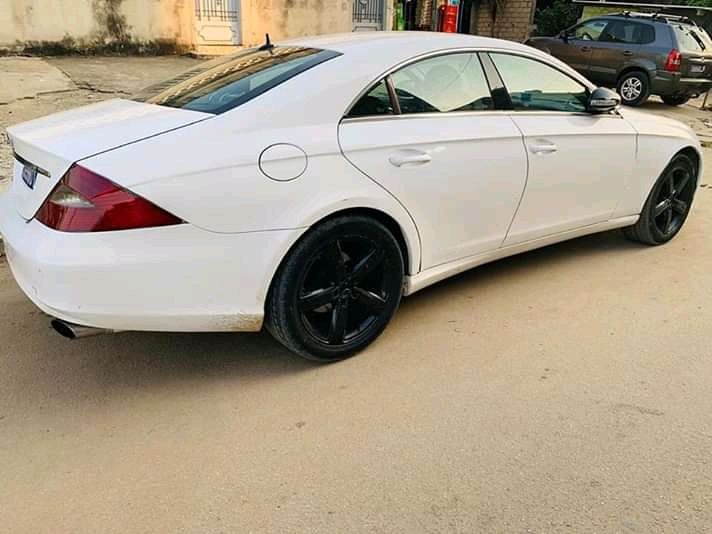 MERCEDES-BENZ CLS 350 "CAFARDS'