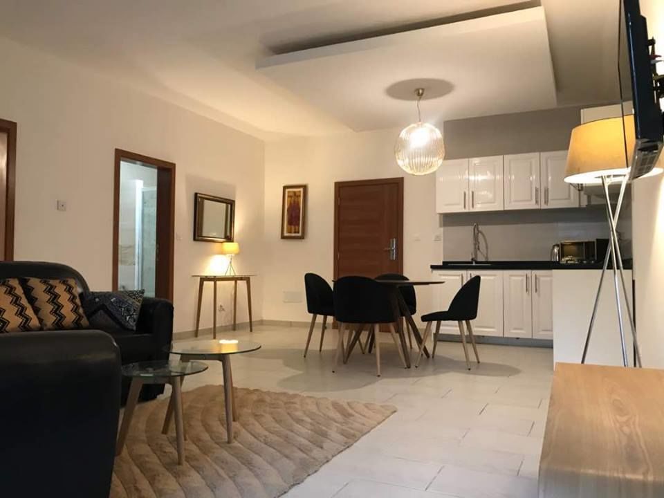 Résidence Meuble Avec Piscine - Jacuzzi - Parking - Jardin