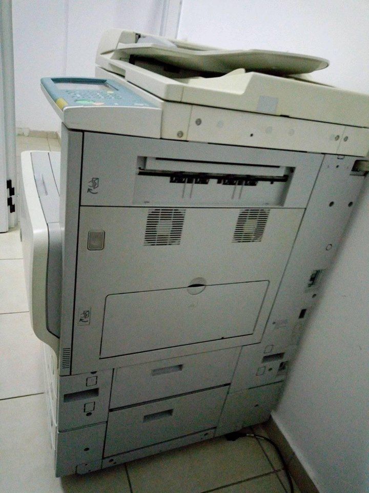 Photocopieur multifonction CANON IRC 2880i.