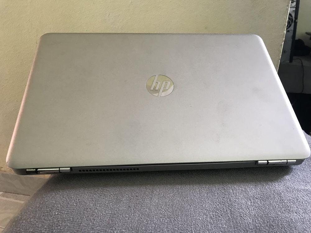 HP NOTEBOOK 15 core i7 12 GIGA RAM écran tactile