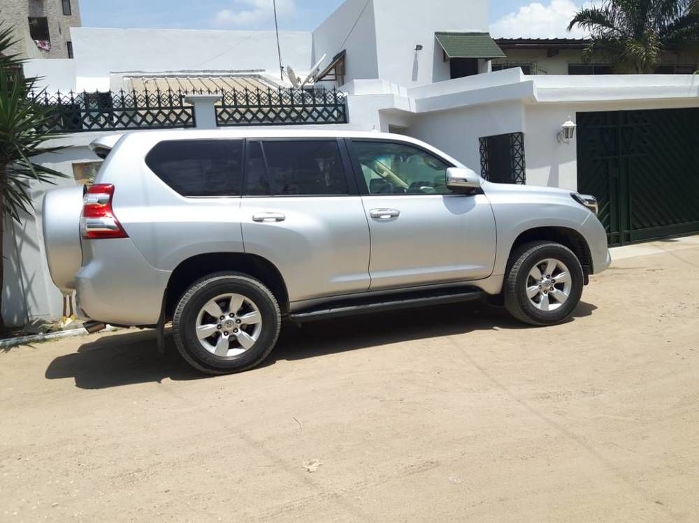 TOYOTA LAND CRUISER PRADO 2015