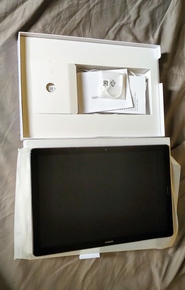 Huawei MediaPad M5 10.8 Wi-Fi-4G/64Go Gris