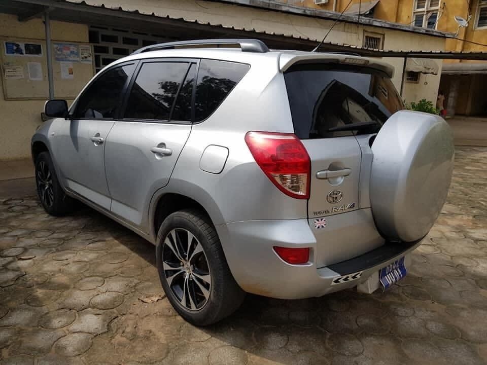 Toyota RAV4 2010