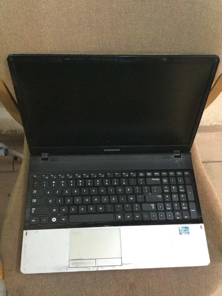 Pc Samsung 300E