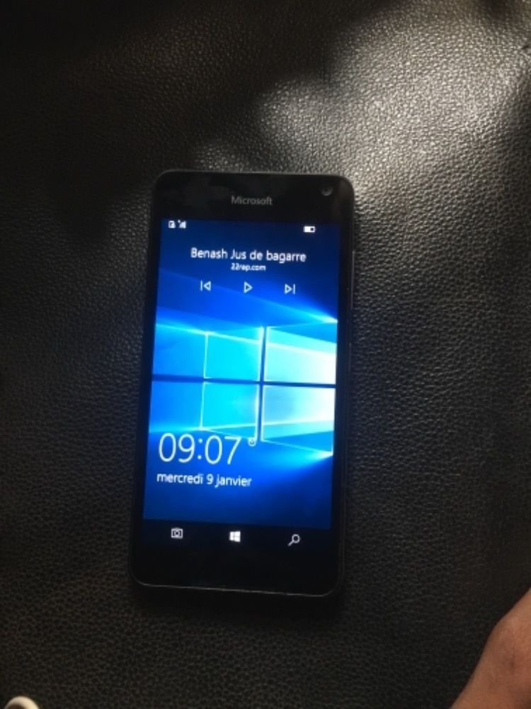 Microsoft Lumia 650