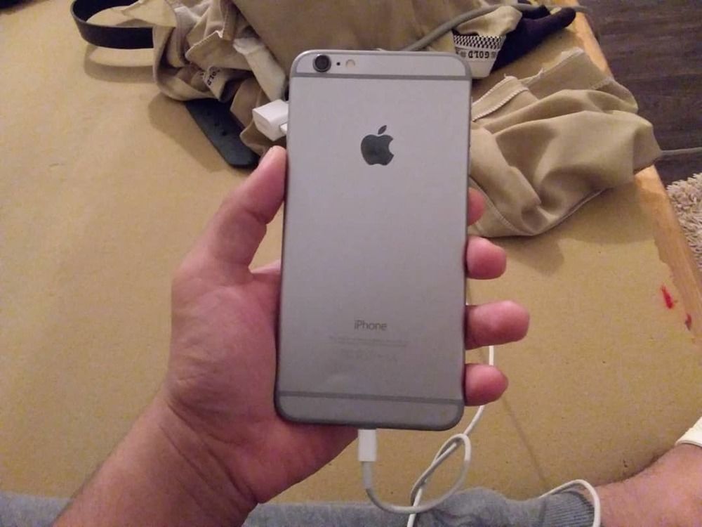 iPhone 6 Plus Vs iPhone 6 Simple