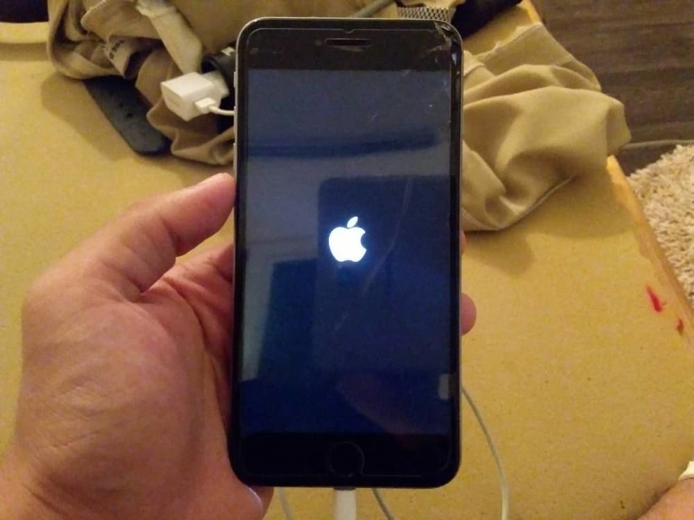 iPhone 6 Plus Vs iPhone 6 Simple