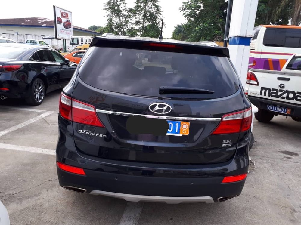 HYUNDAI SANTAFE 2015