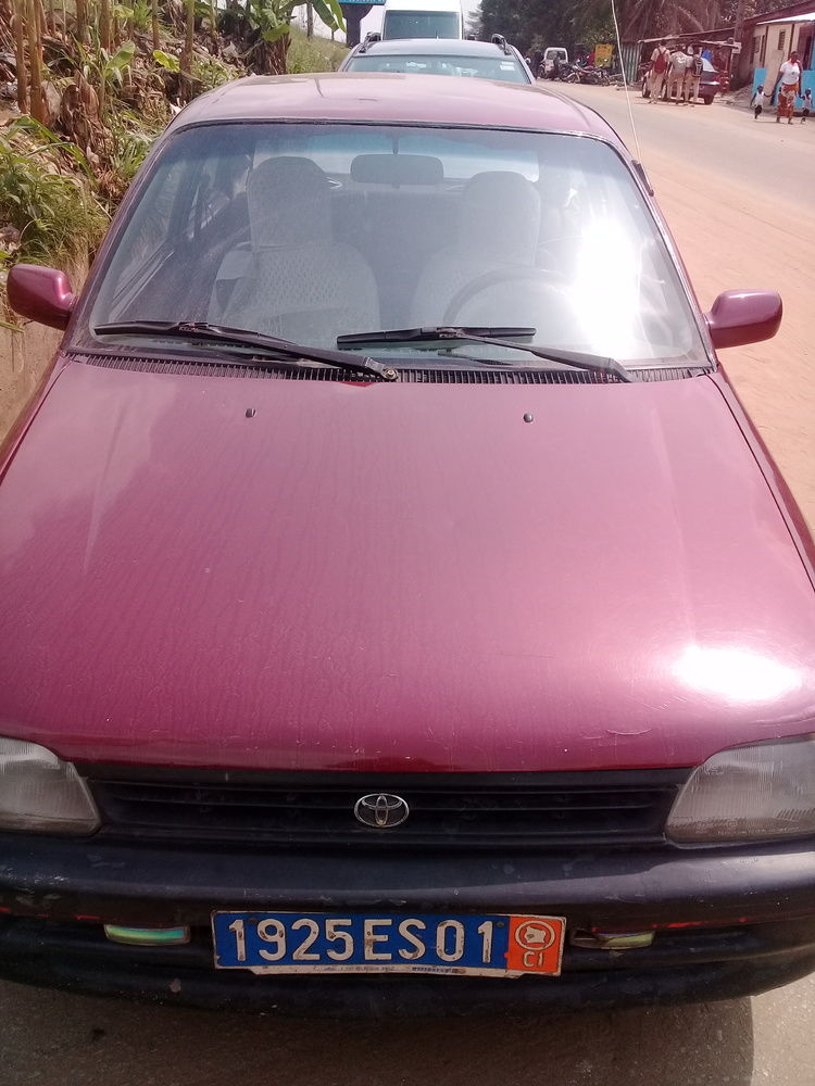 Toyota Starlet 2000 Boîte Auto 2 Portières