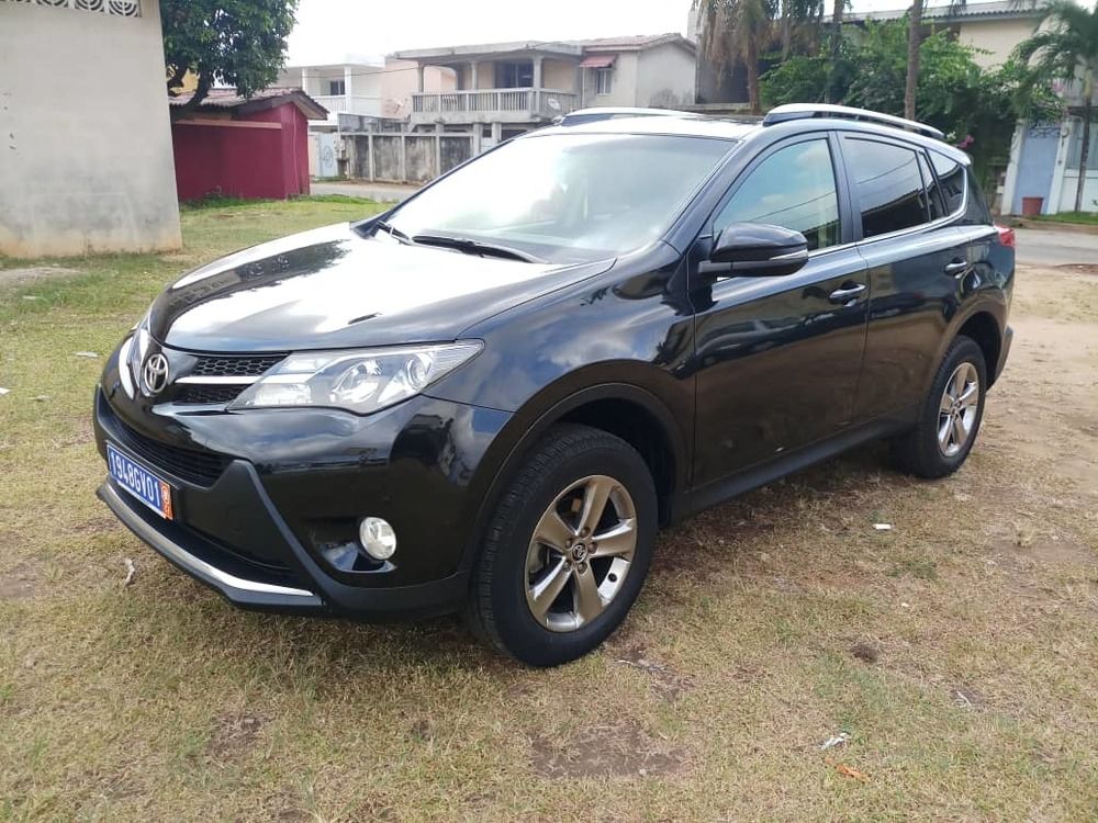 TOYOTA RAV4 2015 AUTOMATIQUE BY CFAO
