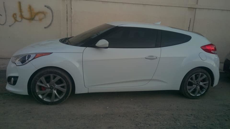 HYUNDAI Veloster Turbo Sport