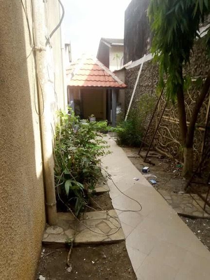 Location Villa Duplex 4 Pieces + 1dp+cour Bonoumin Abri 2000