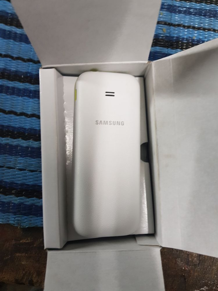 Samsung SM - B310E