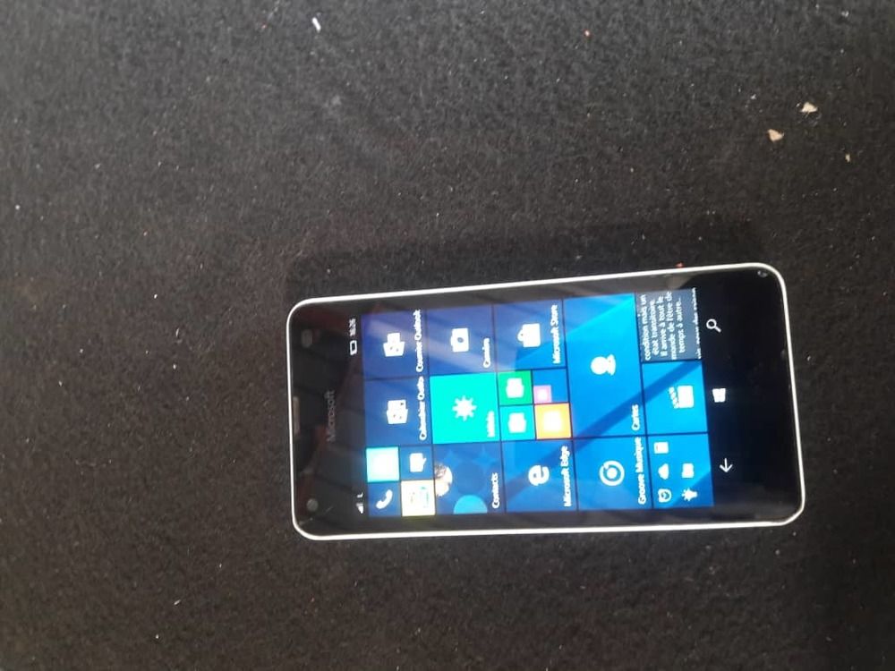 Microsoft Lumia 550 4G