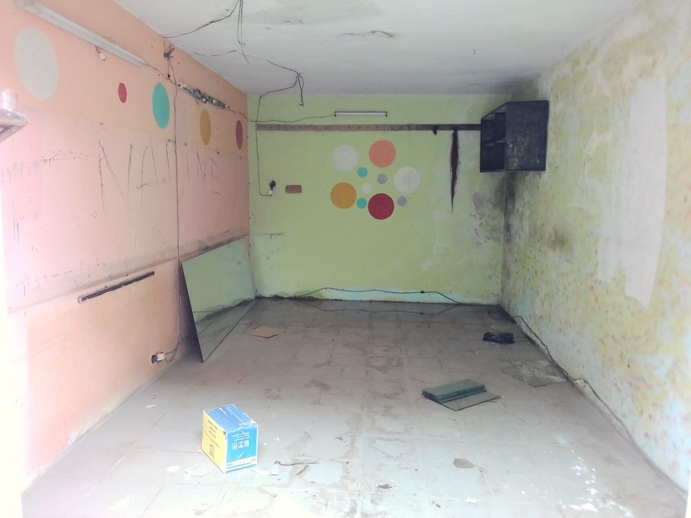 Magasin a louer au dokui