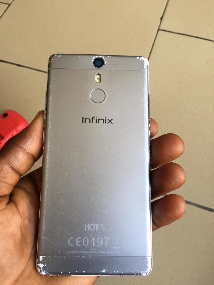 Infinix hot S