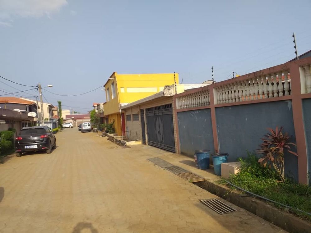 Belle maison en vente à Abidjan Faya.