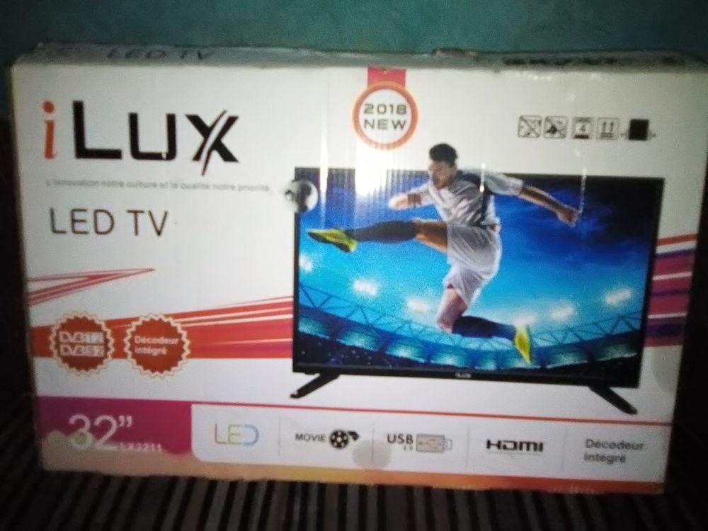 TV led iLUX 32" hd décodeur intégré multimédia +USB+HDMI