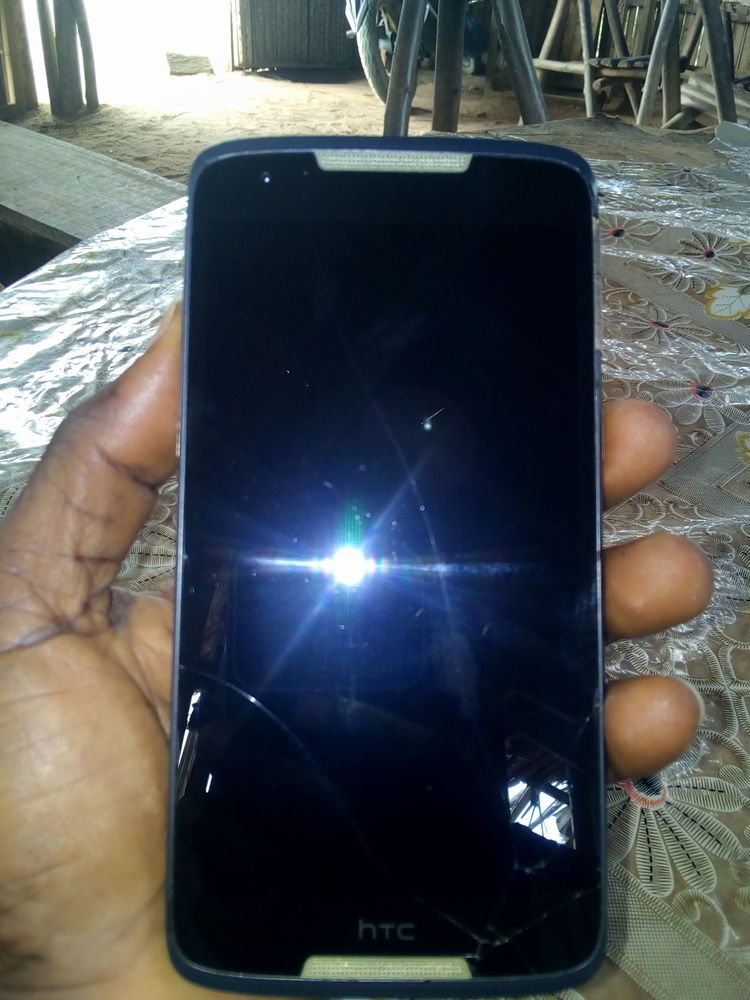 Htc desire 828 dual sim