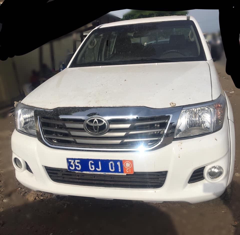 TOYOTA HILUX BY CFAO 2014 MANUELLE