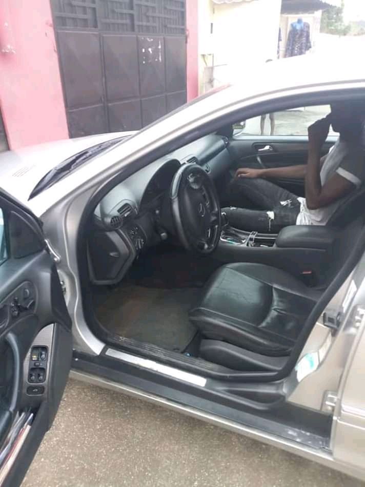 MERCEDES-BENZ C200 KOMPRESSOR