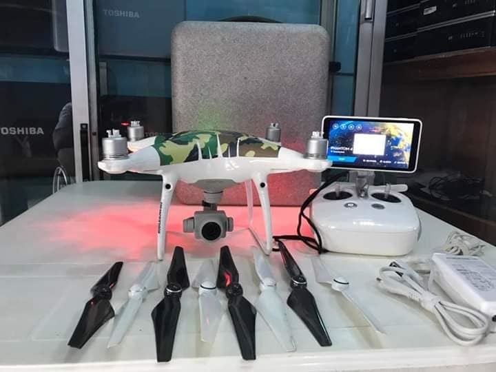 PHANTOM 4 Pro Plus ( D'occasion dans état quasi neuf )