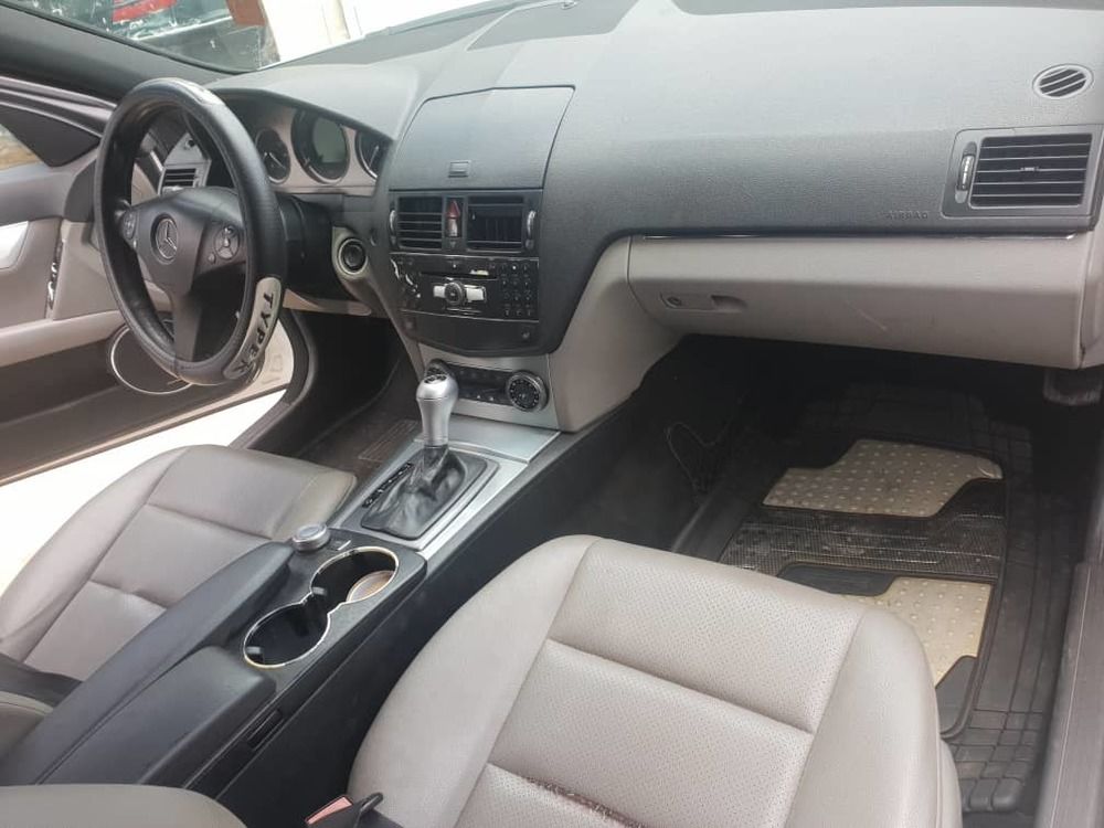 Mercedes C300 4matic 2011