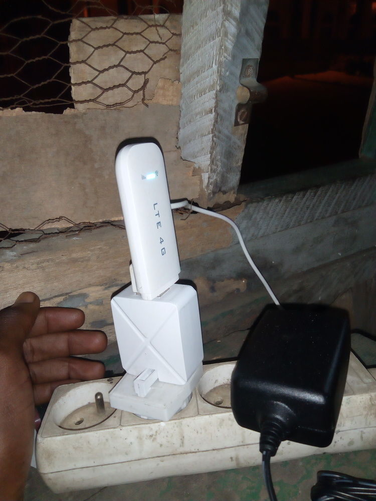 Clé Wi-Fi 4G + puce MTN illimité