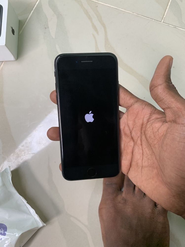 IPhone 7 Noir Mate - 128 Go