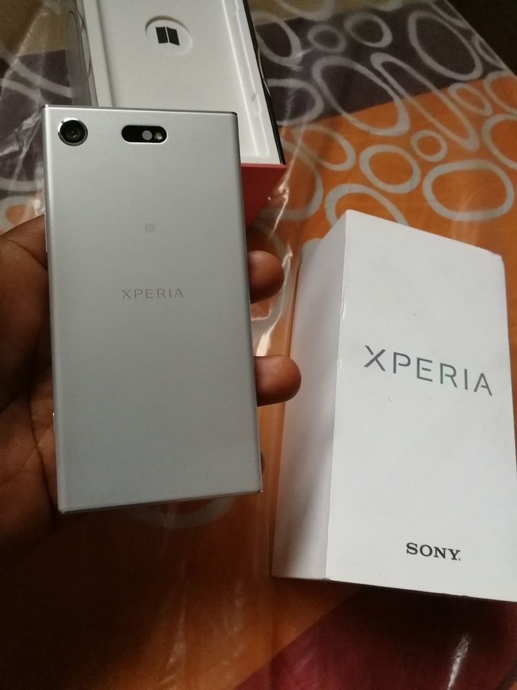 Xperia XZ1 COMPACT
