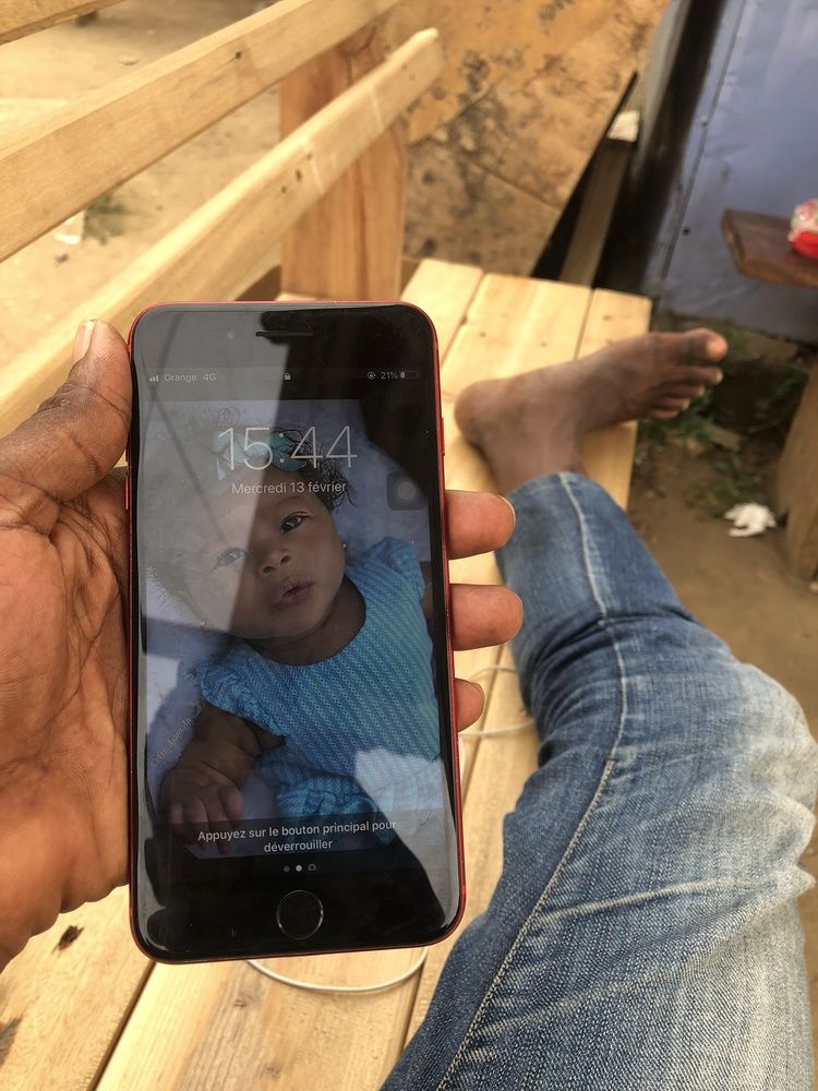 Iphone 8plus , Red 64gb