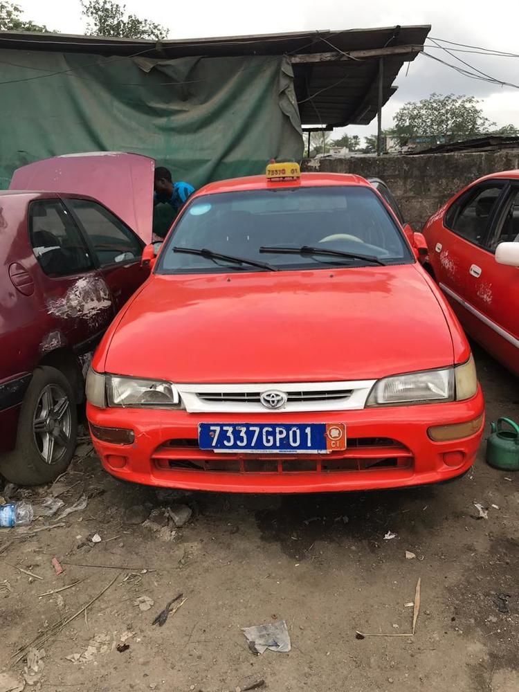 Toyota Corolla e100 taxi