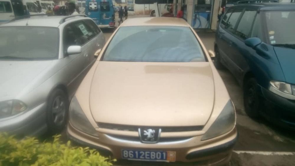 Peugeot 607 2005