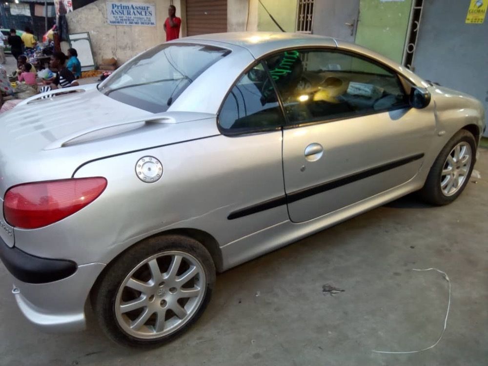 Peugeot 206 CC 2001