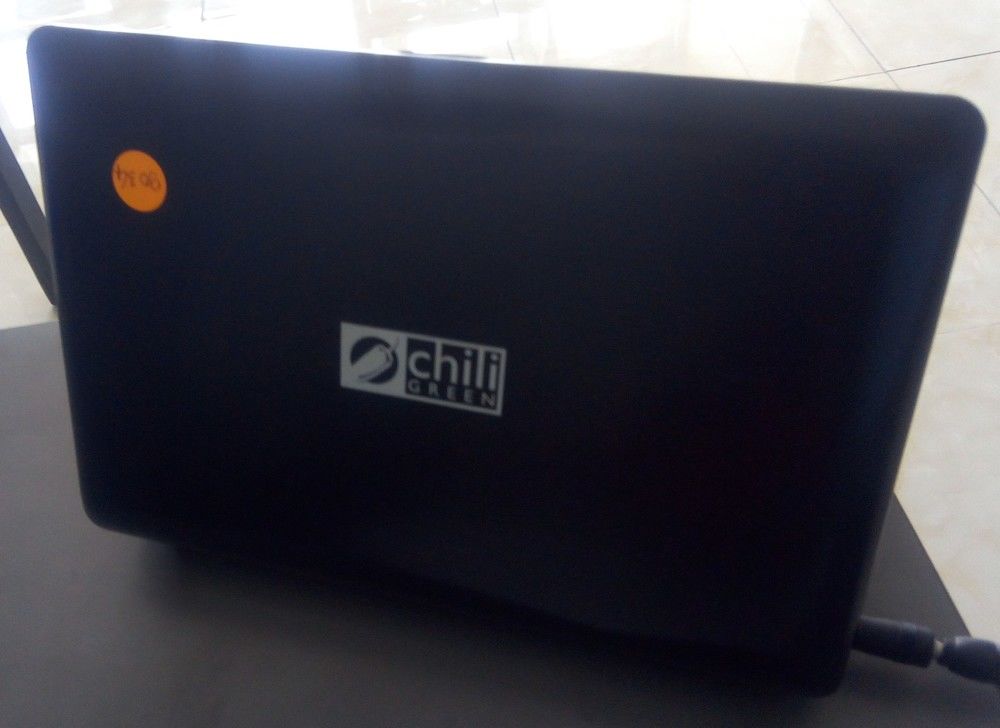 ATOM CHILI GREEN 2Go RAM TRES PROPRE