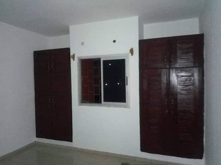 a Louer Appartement 3 Pieces Neuf à Cocody Riviera Triangle Non Loin De Socoprix