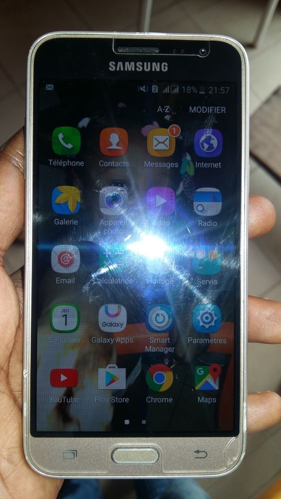 Samsung Galaxy J3 ( 2016)