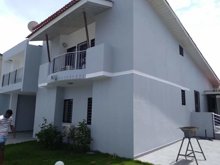 Maison à louer à Grand Bassam