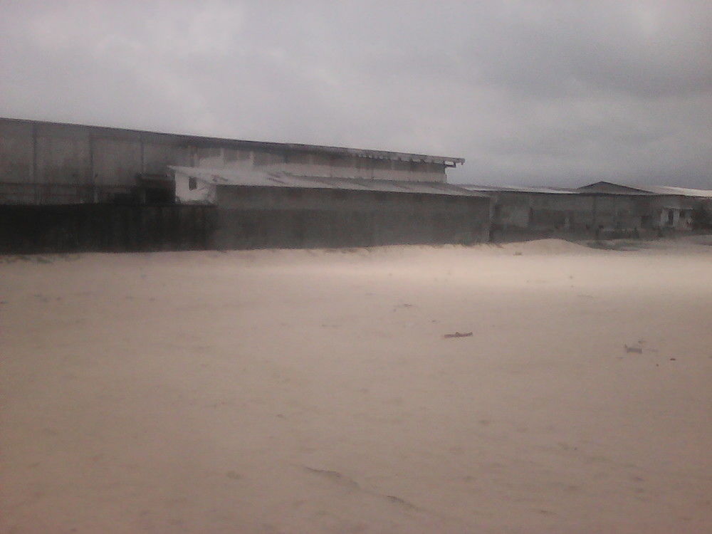 Terrain De 5000 M2 en Vente Port Autonome D'abidjan Espace Zone Industrielle De Vridi Prix/m2