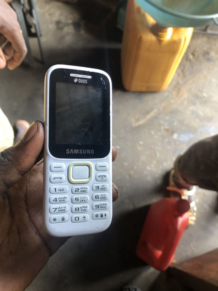 Samsung b310 E