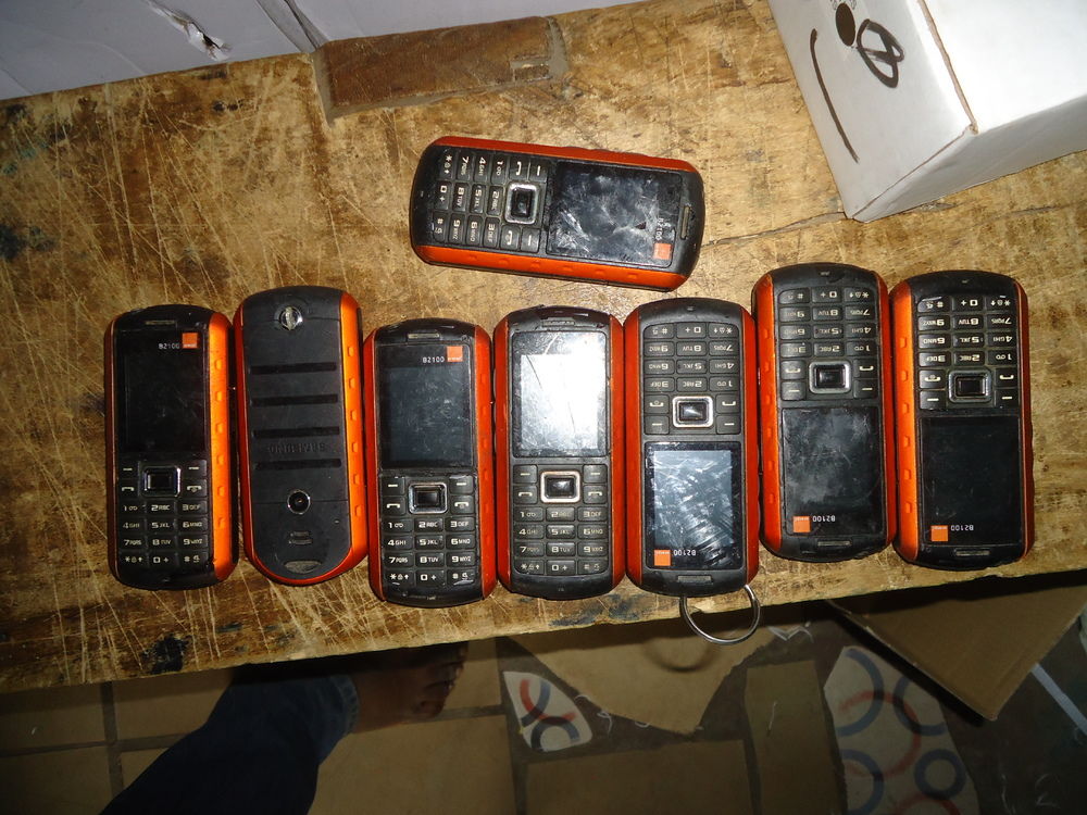 samsung avec touche b2100