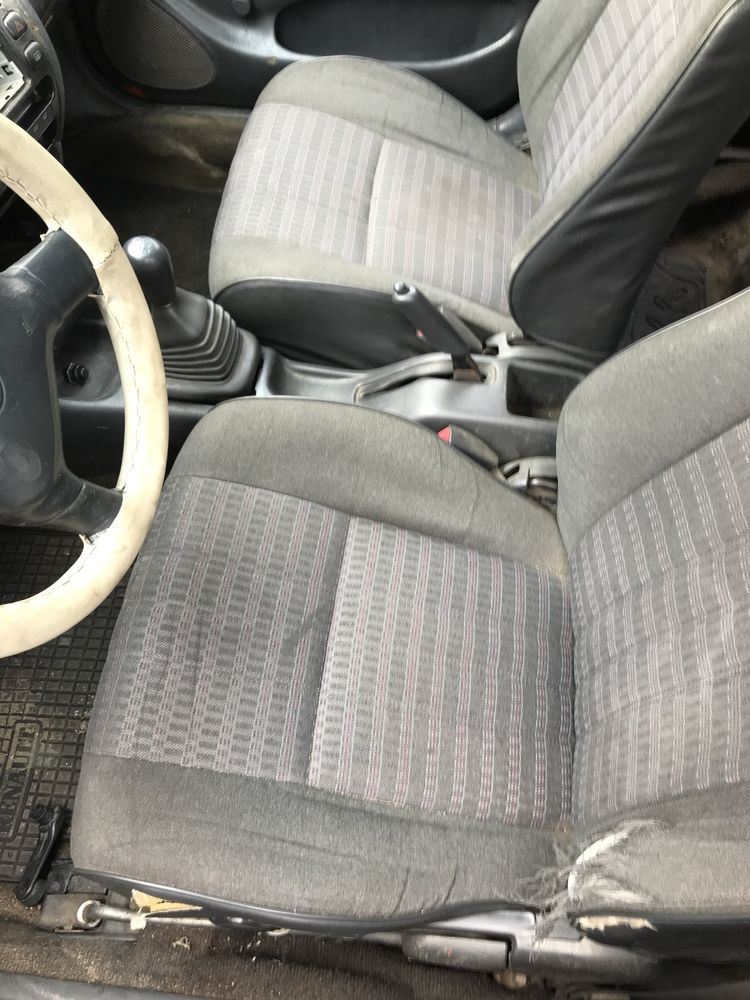 Toyota Corolla e100 taxi super propre