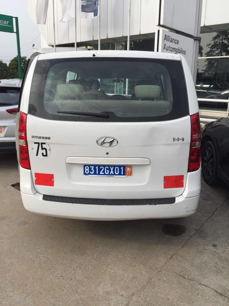 HYUNDAI H-1