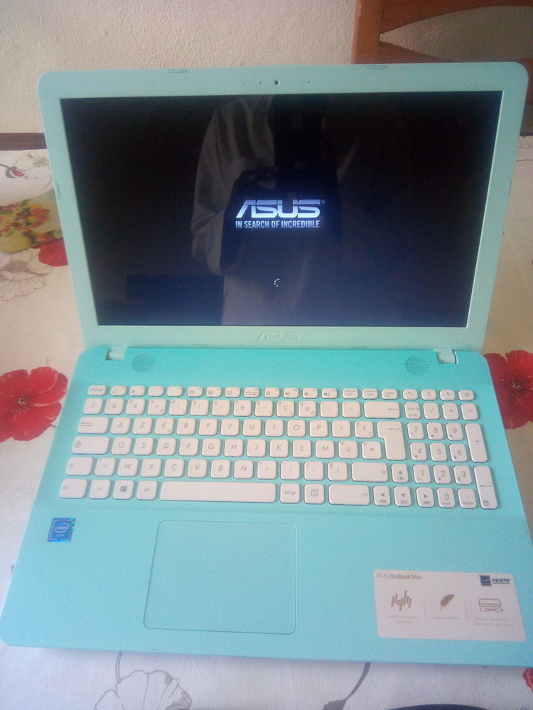 PC ASUS CASI NEUF