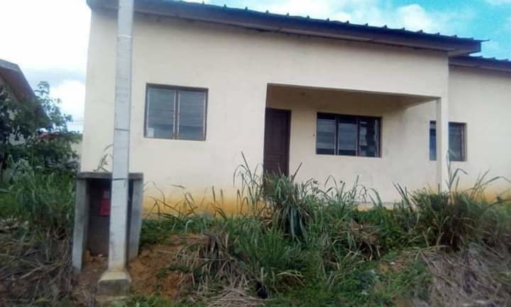 VILLA BASSE EN VENTE
