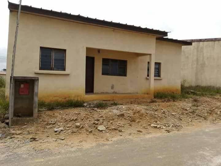 VILLA BASSE EN VENTE