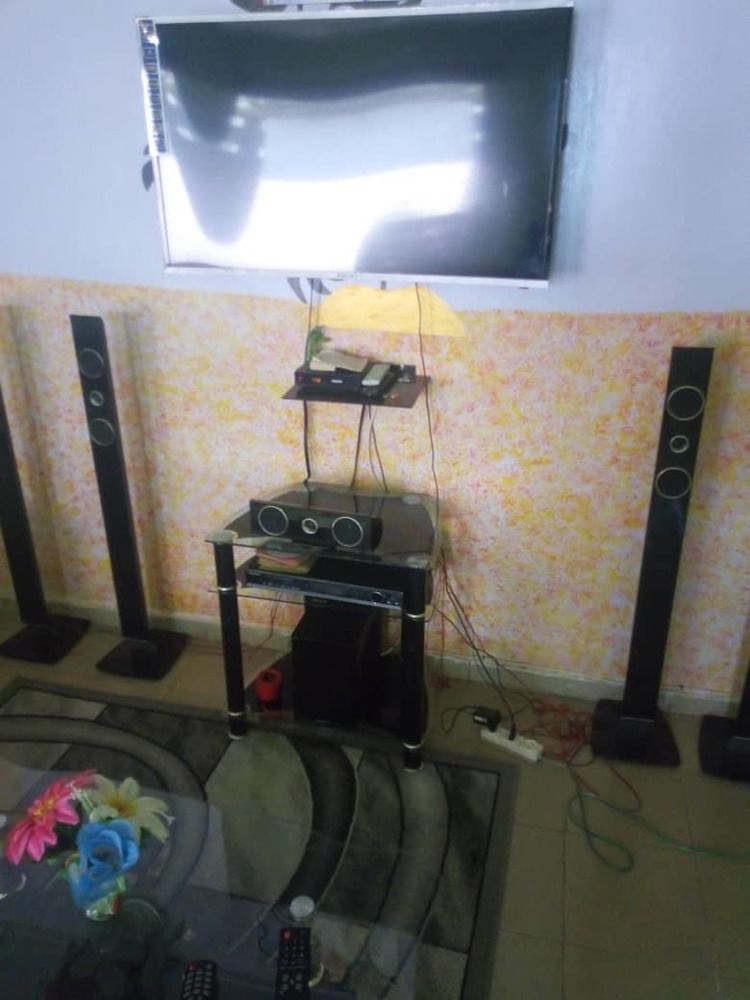 TV NASCO 42 POUCES  HAUTE QUALITÉ