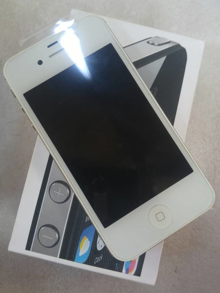 (Iphone 4s neuf 16gb)