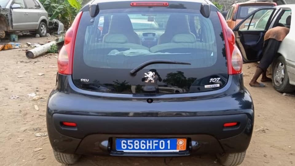 Peugeot 107 modèle 2006