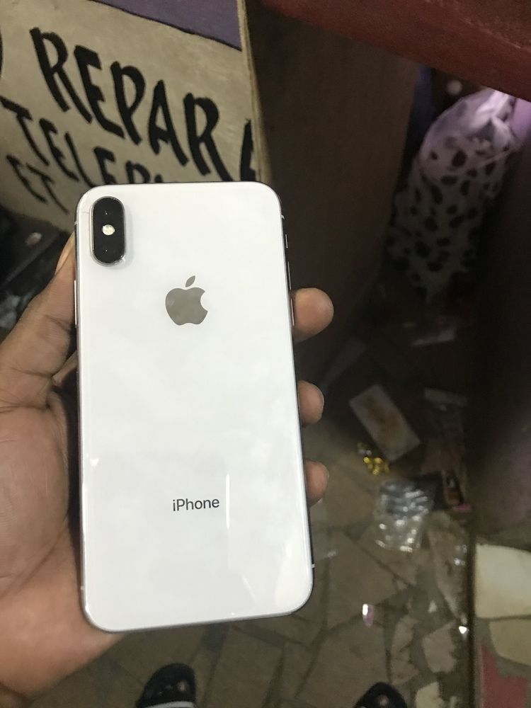 IPhone X 64 GB blanc